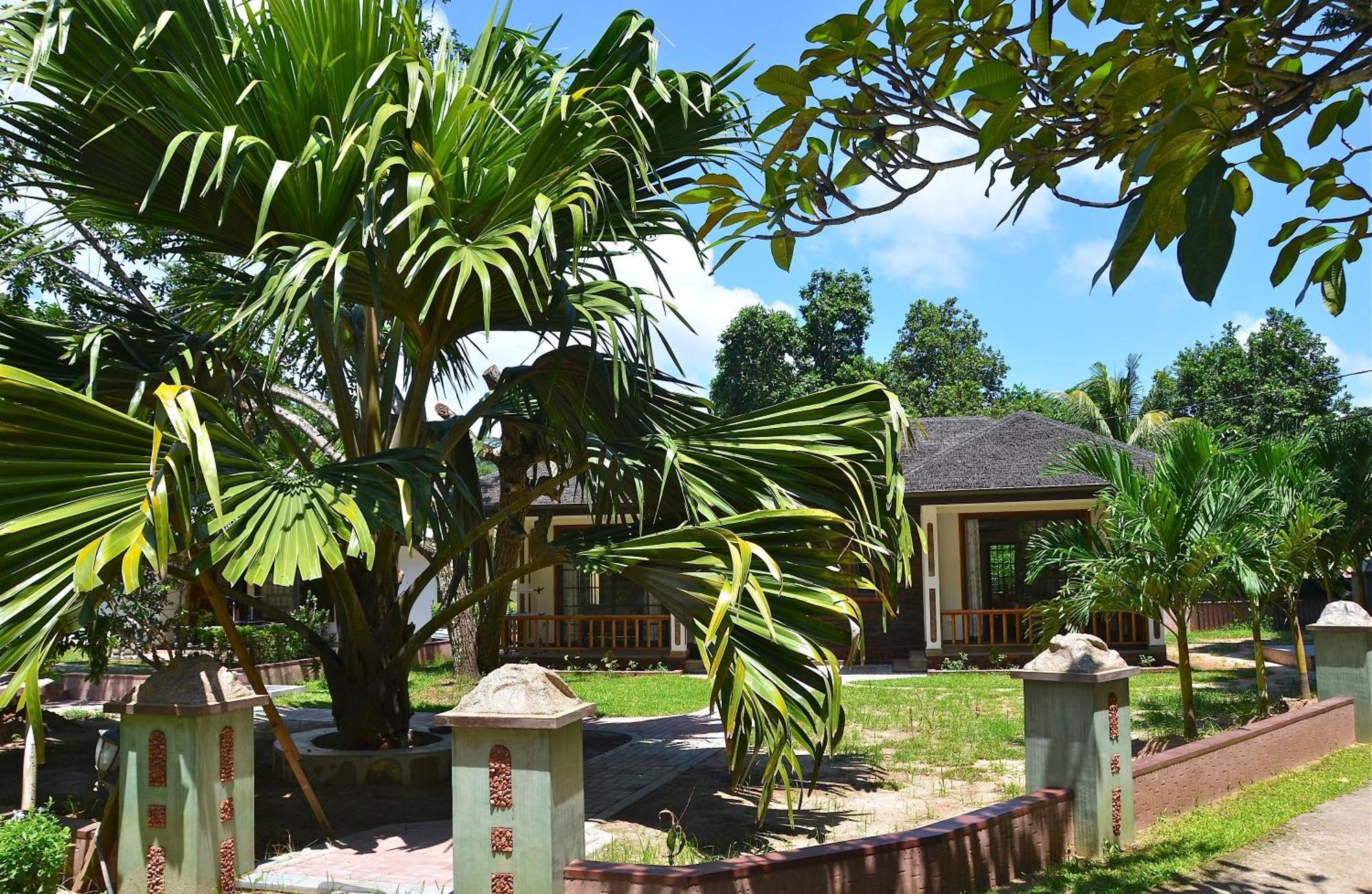 Calou Guest House La Digue Exterior photo
