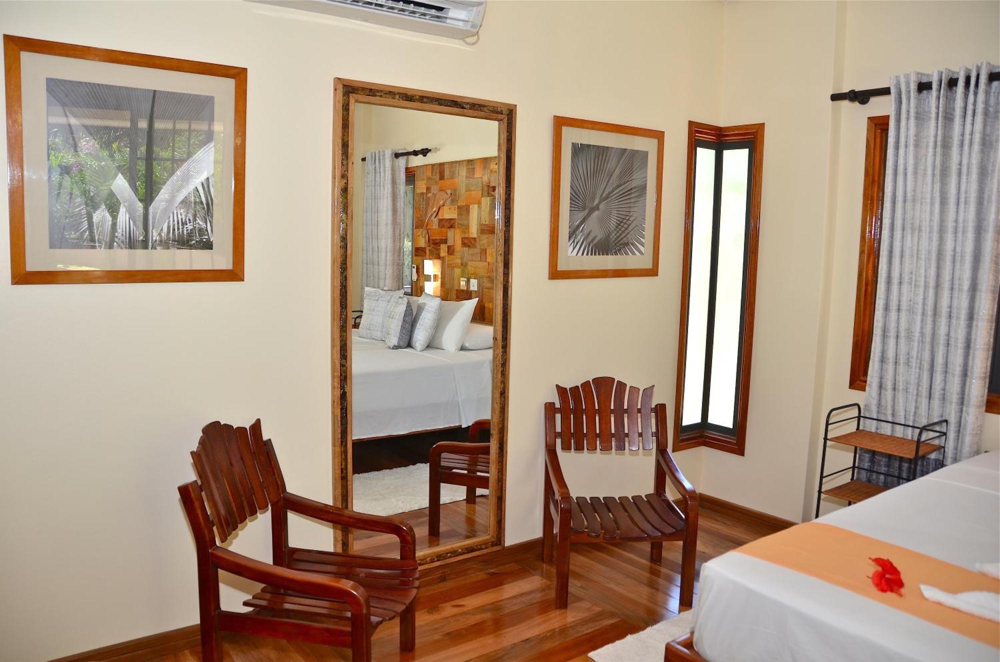 Calou Guest House La Digue Exterior photo