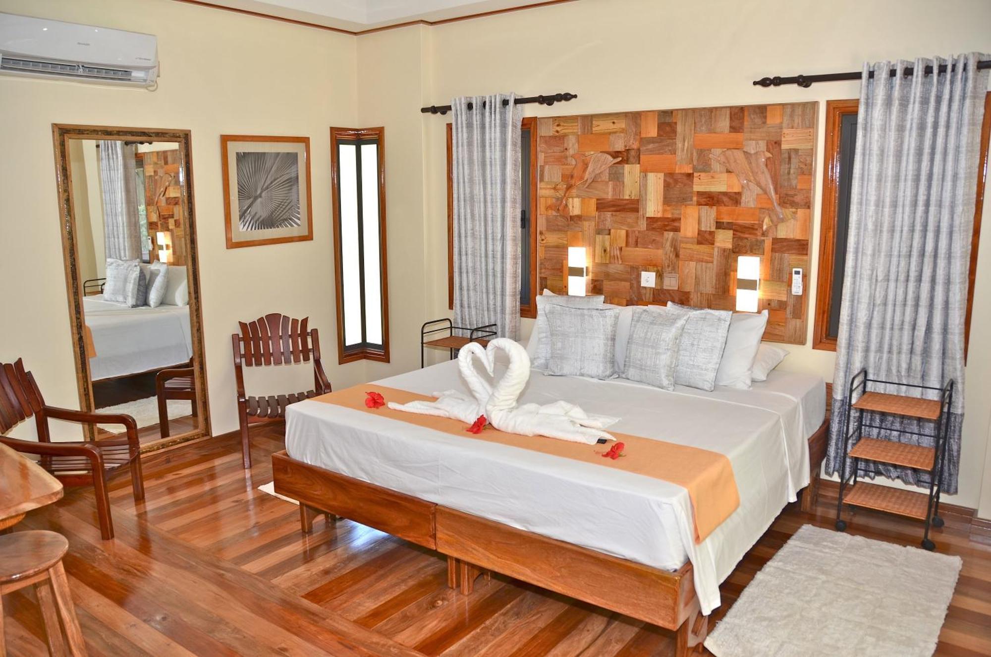 Calou Guest House La Digue Exterior photo
