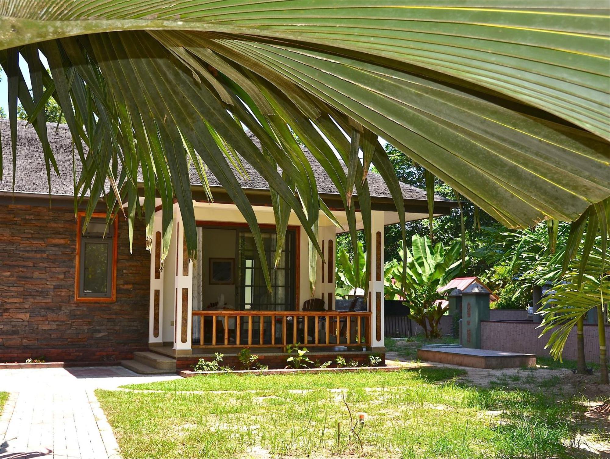Calou Guest House La Digue Exterior photo