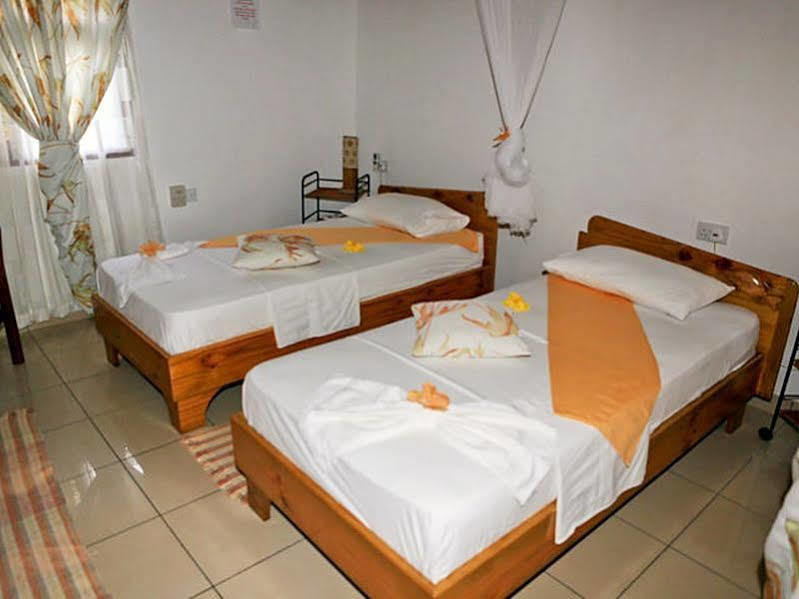 Calou Guest House La Digue Exterior photo
